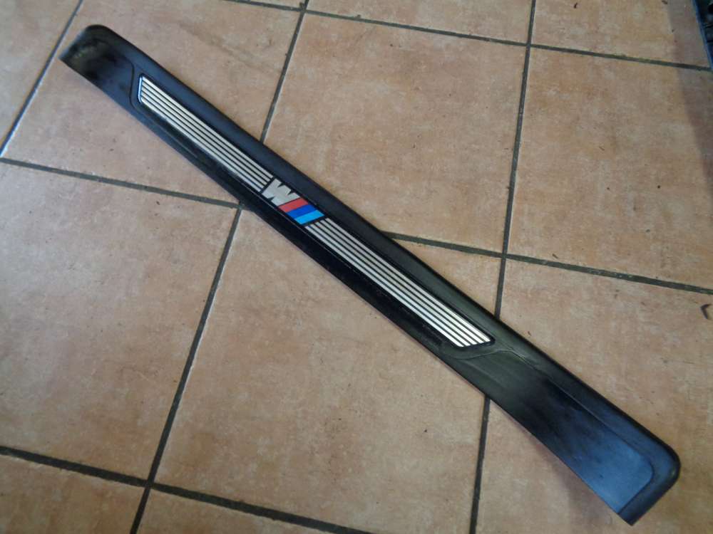 BMW 5er E39 Bj:2003 Einstiegsleite Türleiste Vorne Links 51.47-2494822