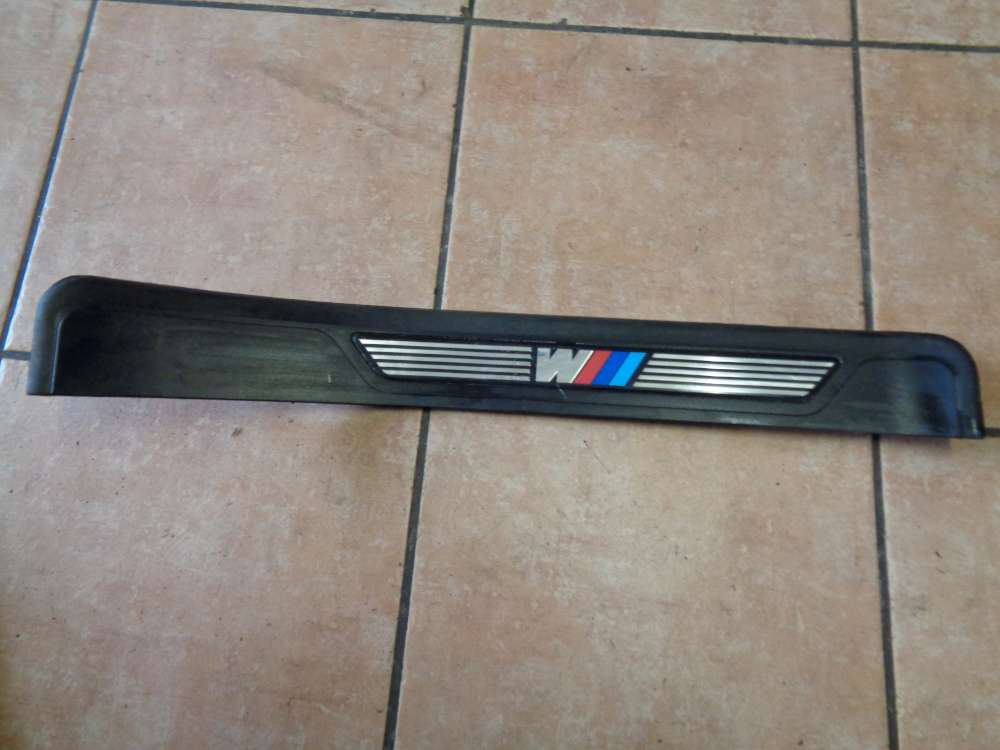BMW 5er E39 Bj:2003 Einstiegsleite Türleiste Hinten Rechts 8178123