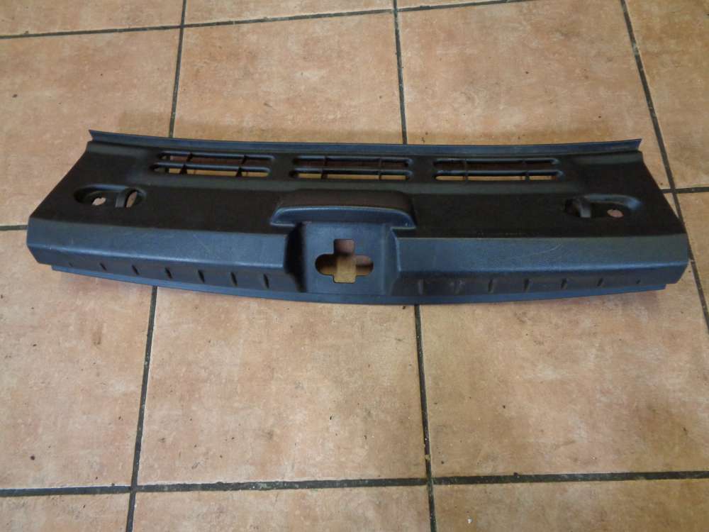 Seat Altea XL 5P Bj:2008 Abdeckung Schlossträger kofferraum 5P8863459