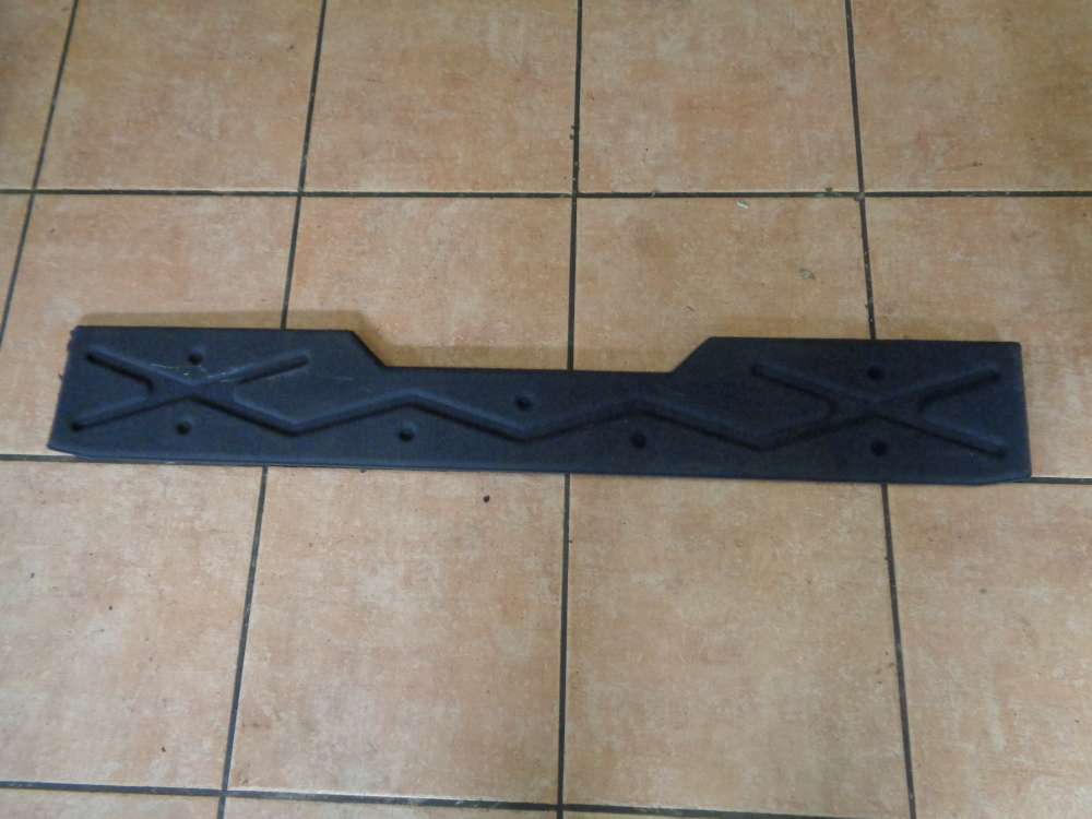 Seat Altea XL 5P Bj:2008 Stütze Kofferraumverkleidung 5P0861091
