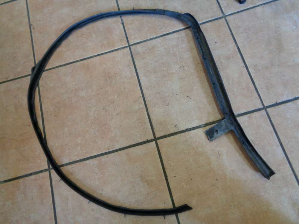 VW Golf IV Limousine Türgummi Türdichtung Hinten Links Außen 1J6839697