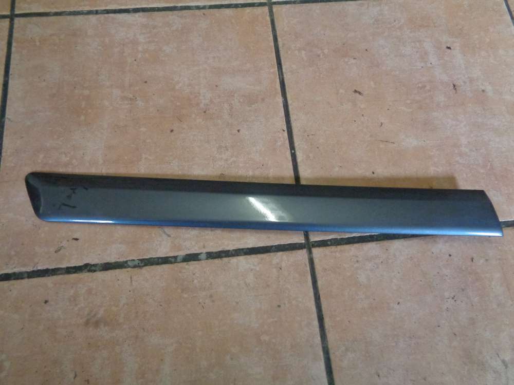 Audi A3 8P Zierleiste Leiste Rechts grau LX7Z 8P3853984