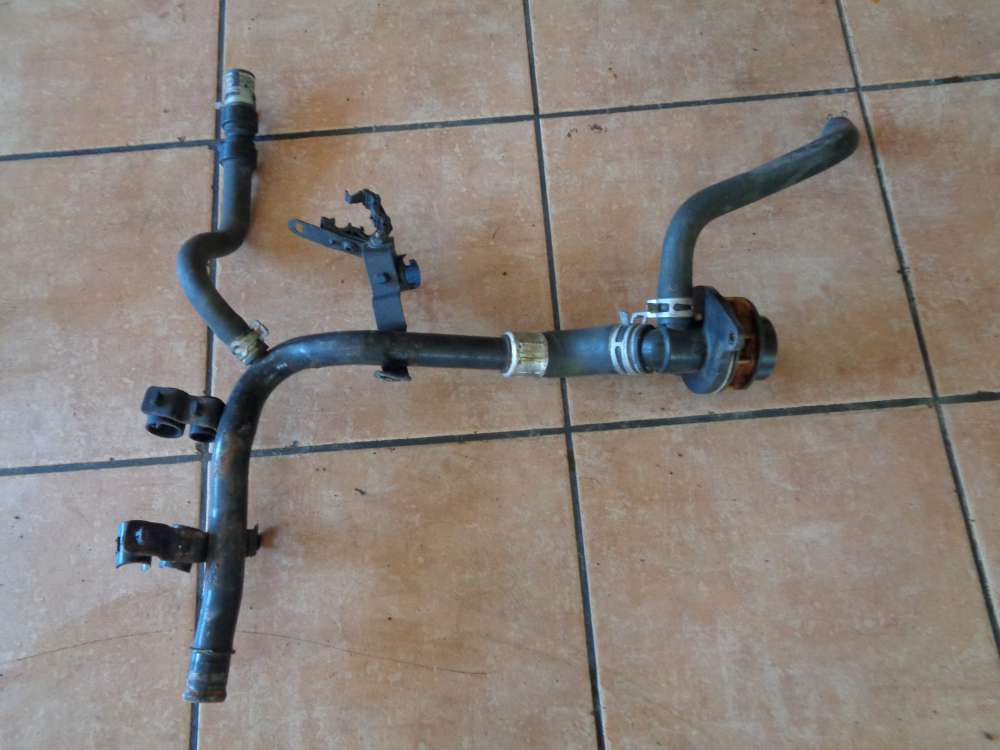 Peugeot 206 Bj:2000 Kühlwasserschlauch Wasserschlauch