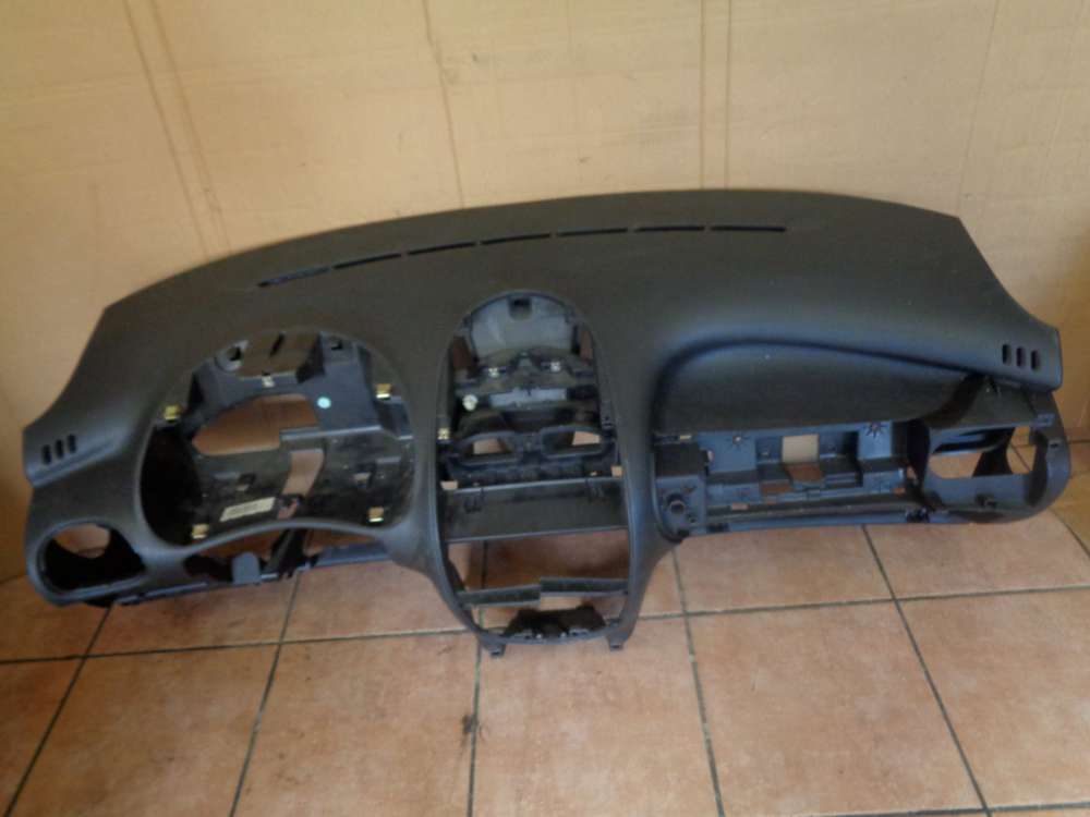 Peugeot 206 Armaturenbrett Cockpit 9624262280