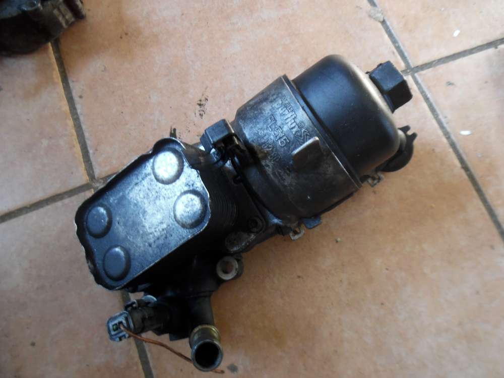 Peugeot 307 2,0 HDi Ölfiltergehäuse Ölkühler 9646115280