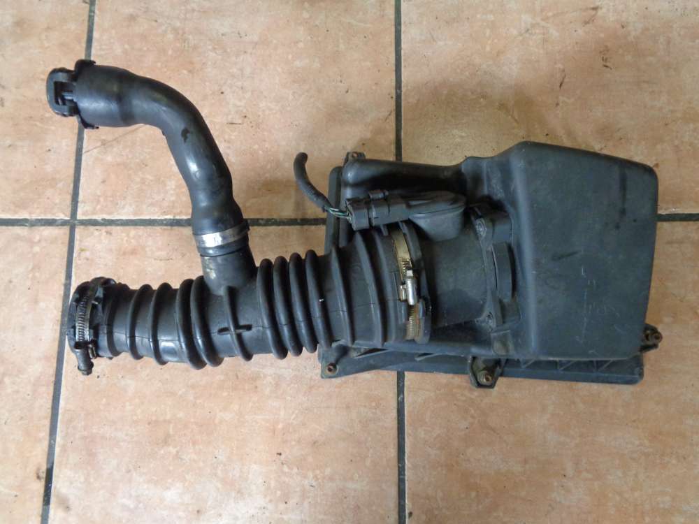 Ford Focus DA3 Bj:06 Luftfilterkasten mit Ansaugschlauch 3M5U-9643 3M519600