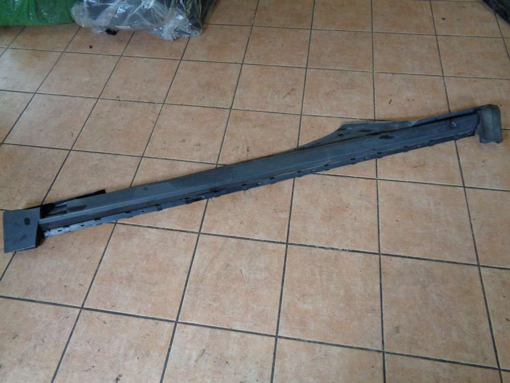 VW Passat 3B Bj:1997 Seitenschweller Verkleidung Rechts 3B0853856