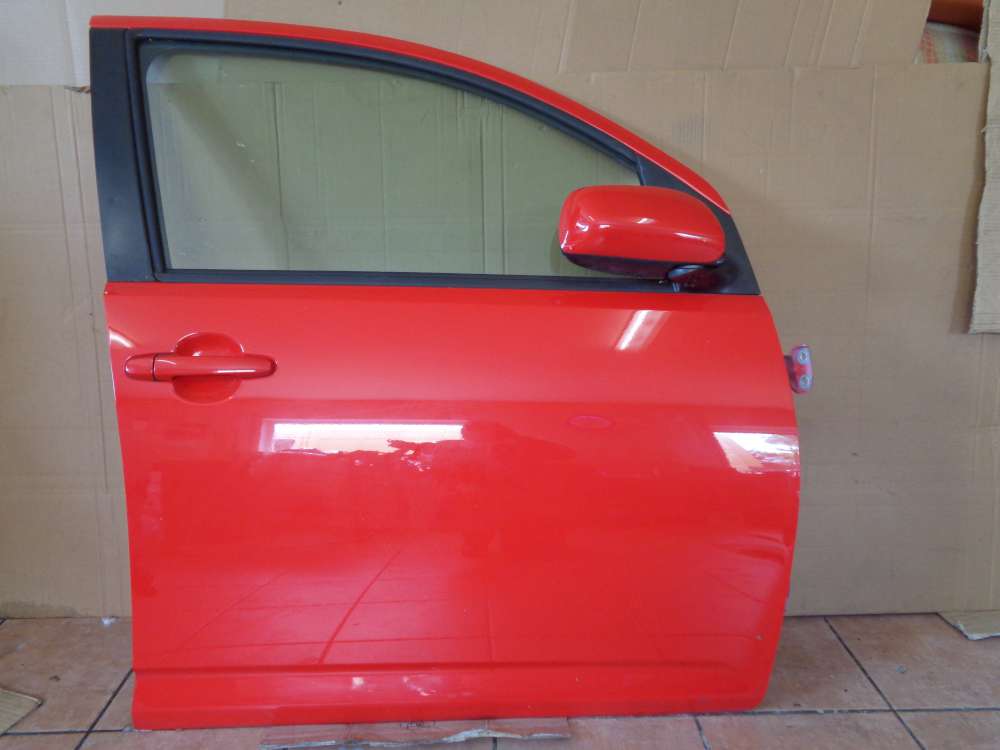 Daihatsu Sirion M3 Bj:2009 Tür Vorne Rechts Rot Farbcode : R40