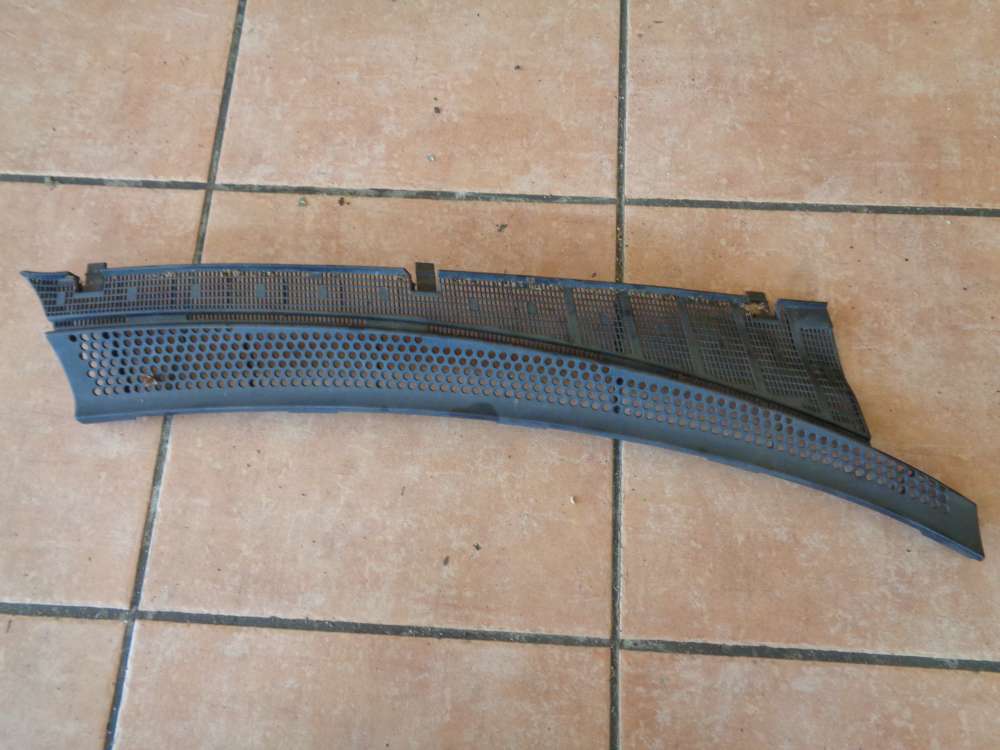 Mercedes W202 C-Klasse Abdeckung Windschutzscheibe Rechts 2028310258