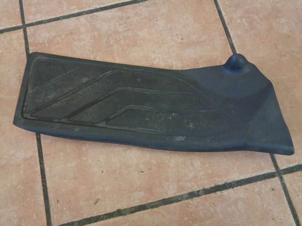 Peugeot 307 RHR Bj:2004 Fu?st?tze Abdeckung Verkleidung Fu?raum 9640849177