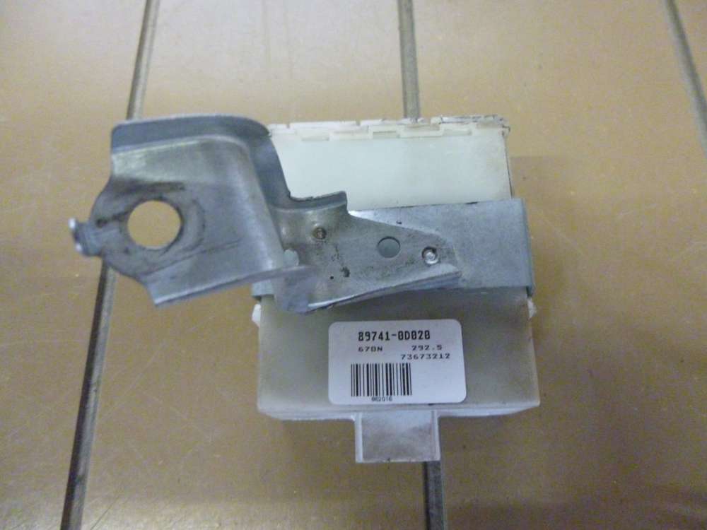 Toyota Yaris P1 Steuerger?t Zentralverriegelung 89741-0D020