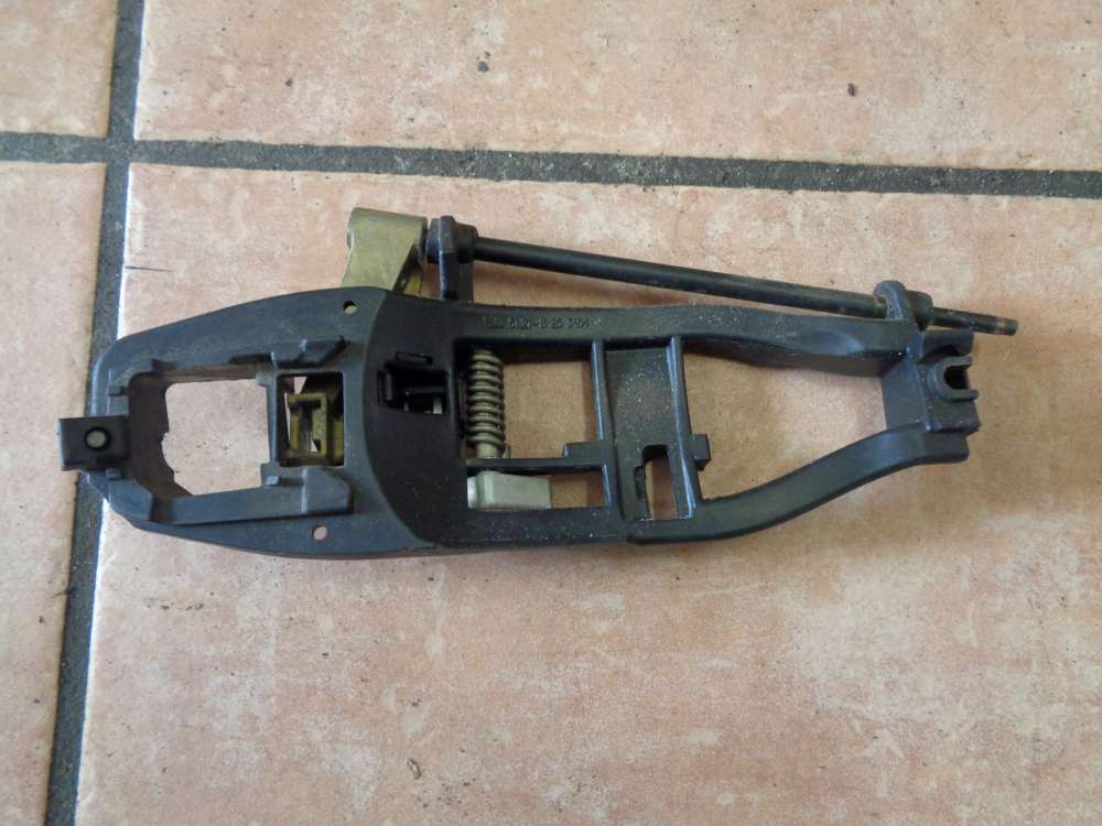 BMW 318i E46 Bj:2000 Türgriffträger Griff Halter Fahrerseite Vorne Rechts 8253454