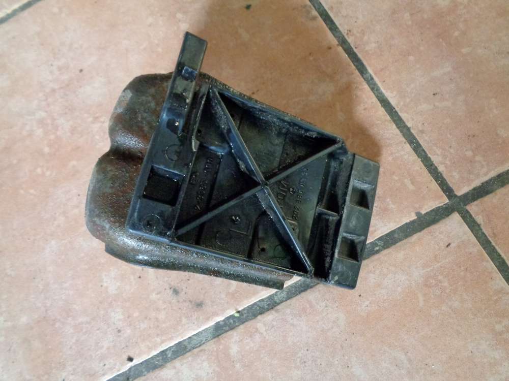 Mercedes W202 Halter Stoßstangehalter Vorne Links 2028800330