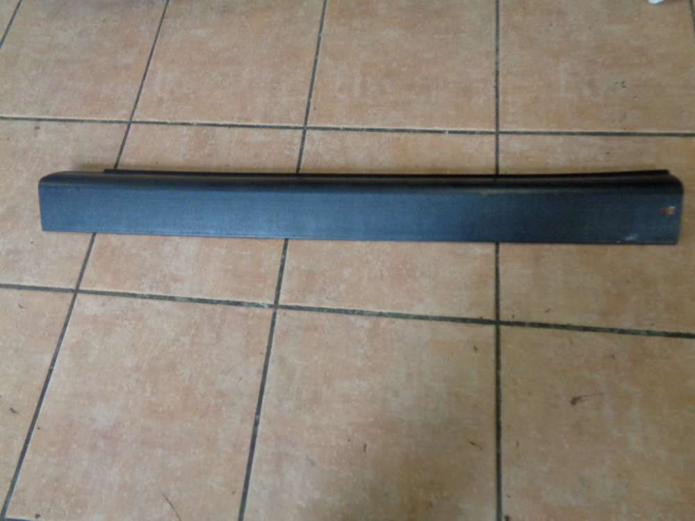 VW Golf IV Cabrio Einstiegsleiste Leiste Rechts 1H3853374A