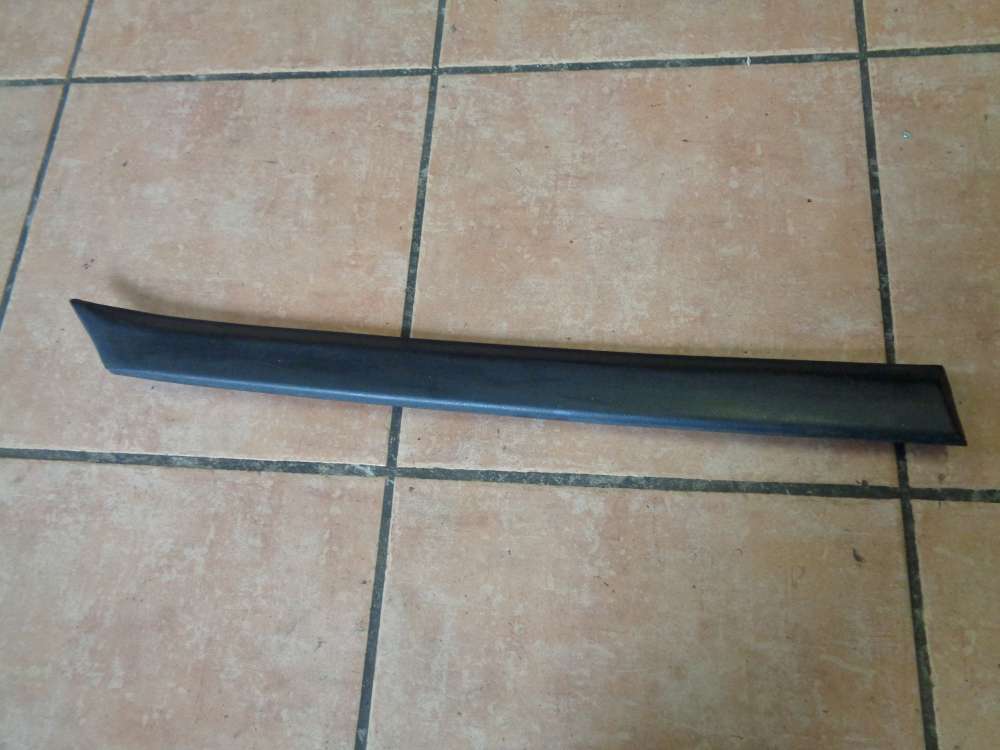 VW Golf IV Cabrio Zierleiste Leiste Hinten Rechts 1H3853536