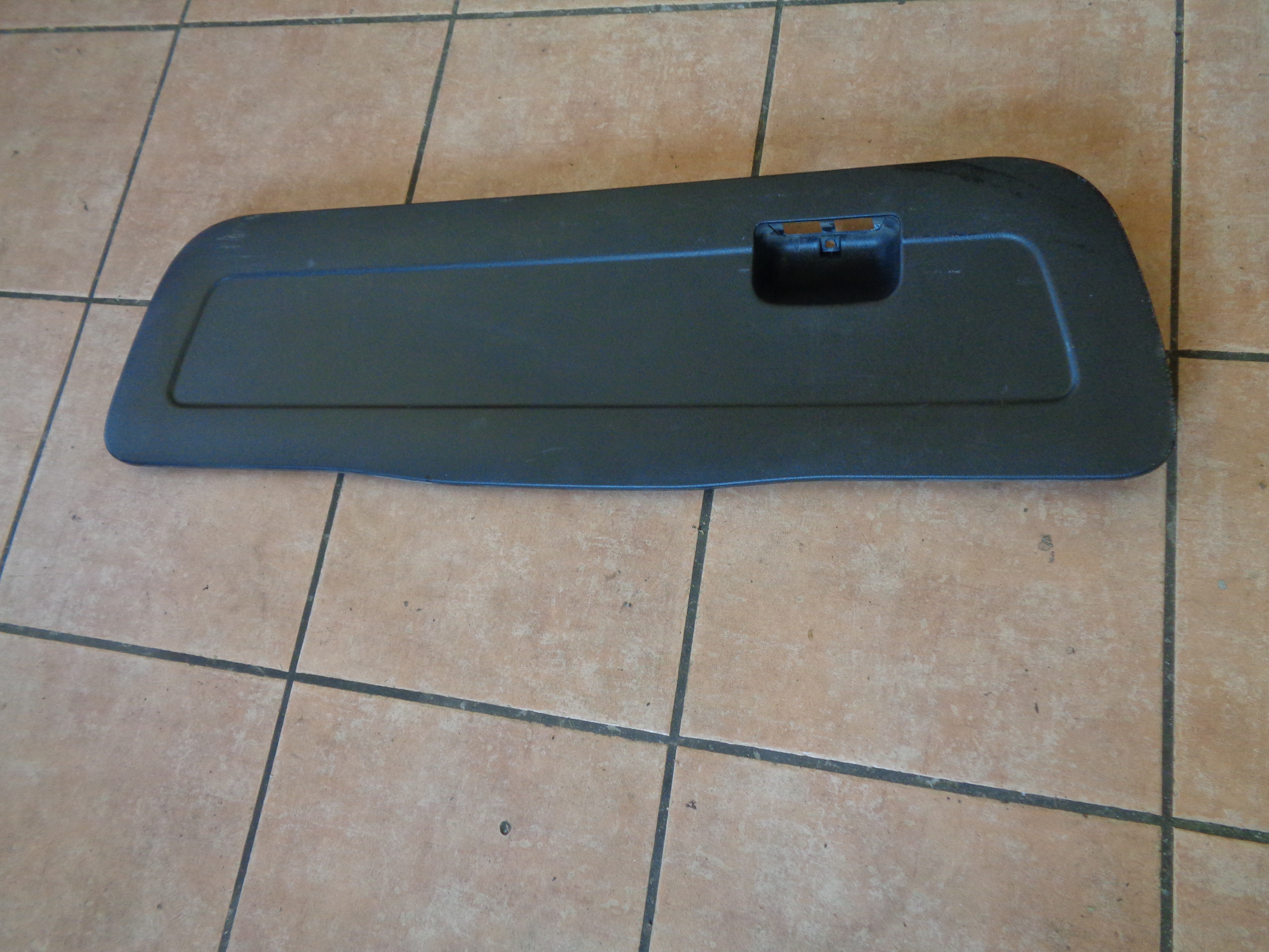 VW Golf 3 / 4 Cabrio Verkleidung Abdeckung Heckklappe innen 1E0867605