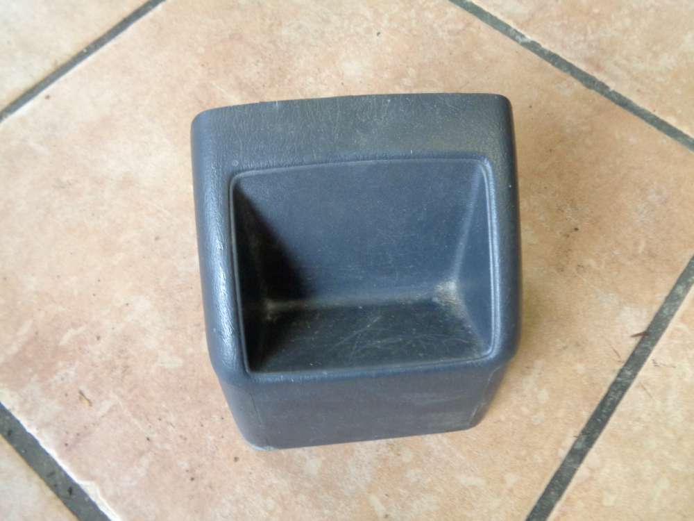 Toyota Starlet Verkleidung Abdeckung 58923-10010