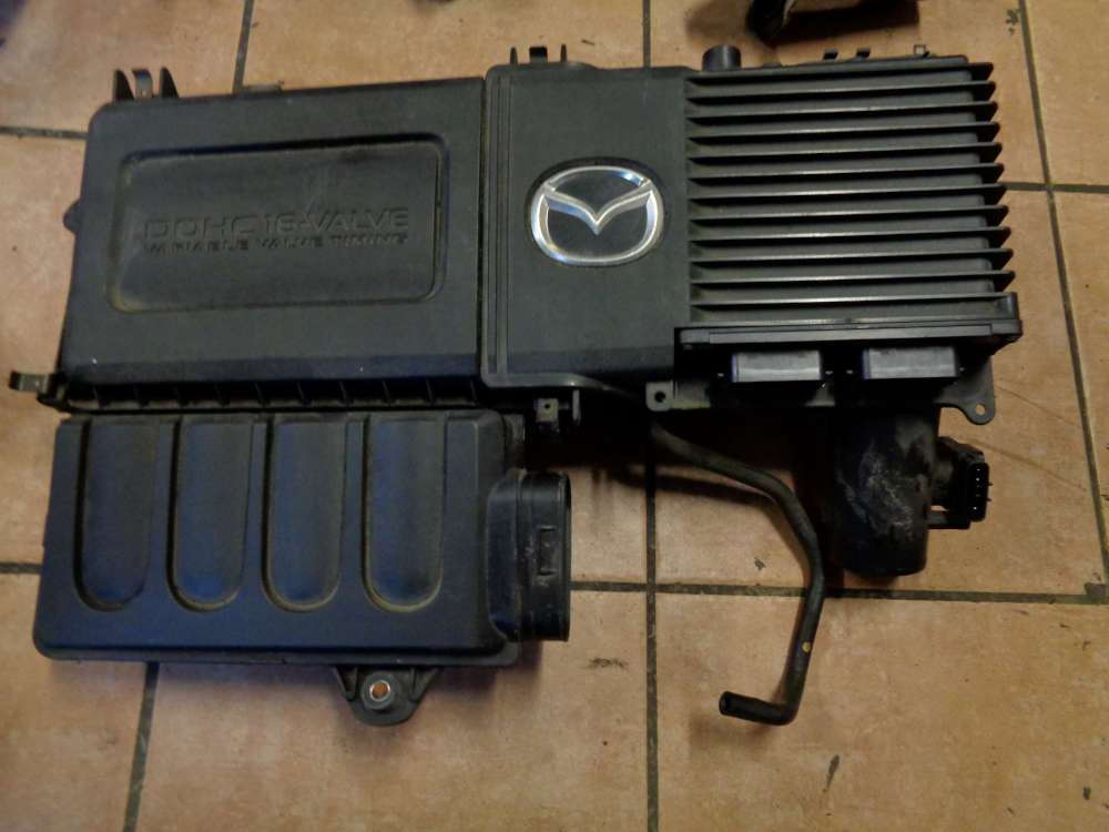 Mazda 3 BK 1.6i Bj:2004 Luftfilterkasten Luftfiltergehäuse Motorabdeckung 100140-7041