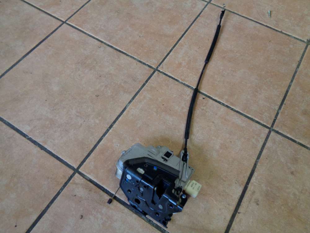 Seat Altea 5P Türschloß ZV Vorne Links 1P1837015