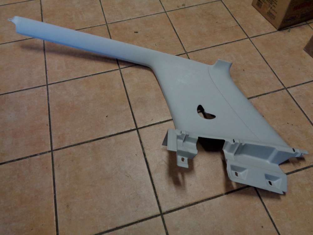 VW Golf III C-S?ule Verkleidung Abdeckung Hinten Rechts 1H6867296