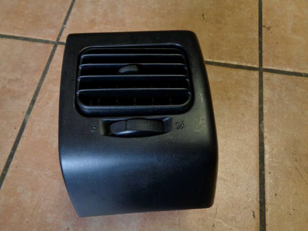 VW Golf III Lüftungsdüse Vorne Rechts 1H6819704