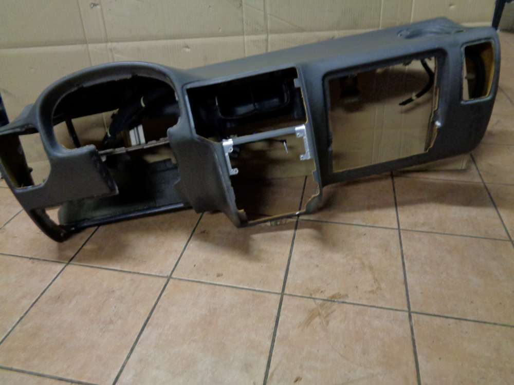 VW Polo 6N Armaturenbrett Cockpit