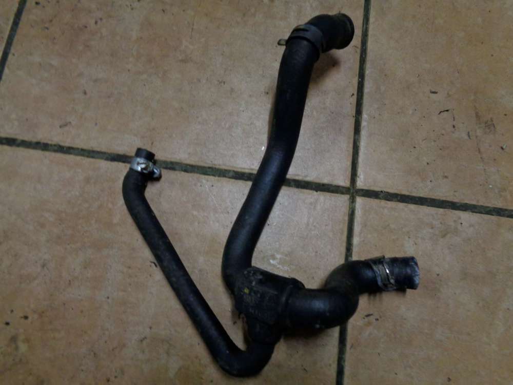 Audi A4, VW Passat 3B Kühlwasserschlauch Kühlerwasserrohr 06B121058AN