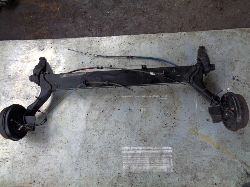 Renault-Kangoo KC Hinterachse Achse Achsträger Hinten mit Handbremsseil Seilzug 8200694056