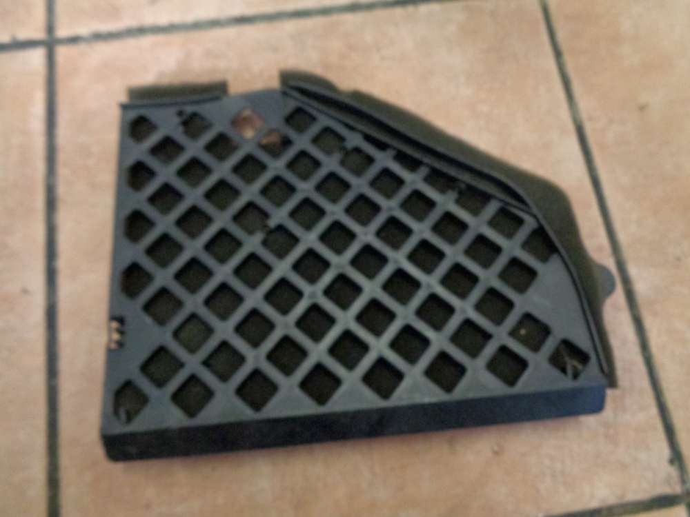 VW Golf 3 Verkleidung Abdeckung Zentralelektrik 1H1937069