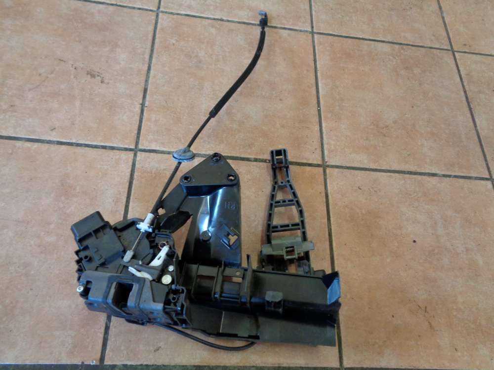 Ford Focus DA3 Türschloss ZV Schloss Vorne Rechts 7M5A-R21812AA