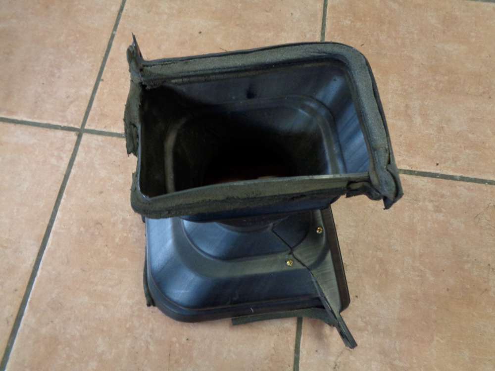 Mazda 323 BA Abdeckung Verkleidung BC1M61150
