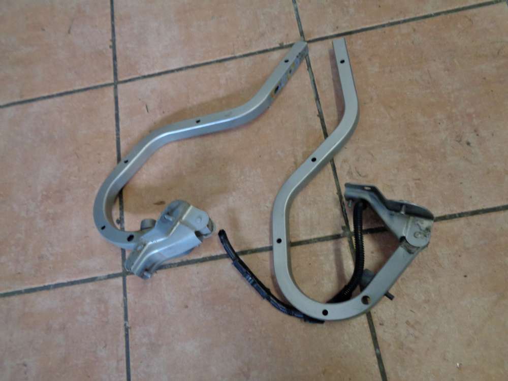 Mazda 323 BA Scharnier für Heckklappe