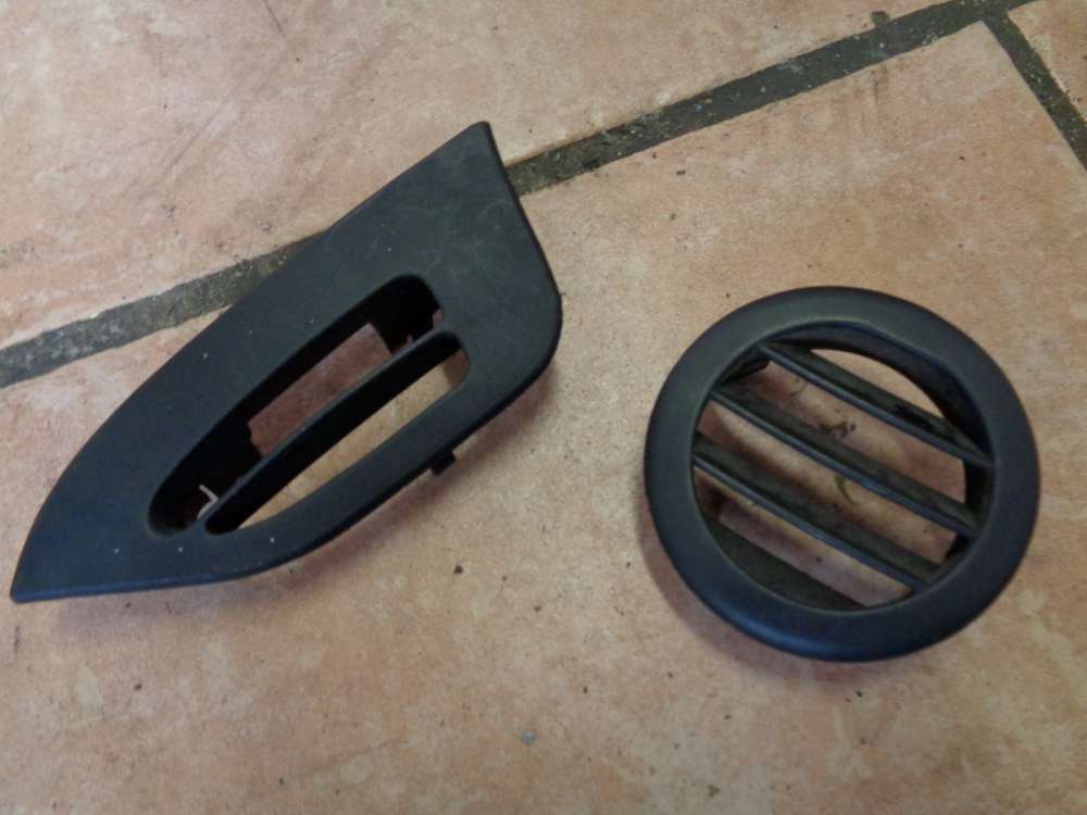 VW Golf 3 Luftauslass Armaturenbrett 1H1819705 1H1819706