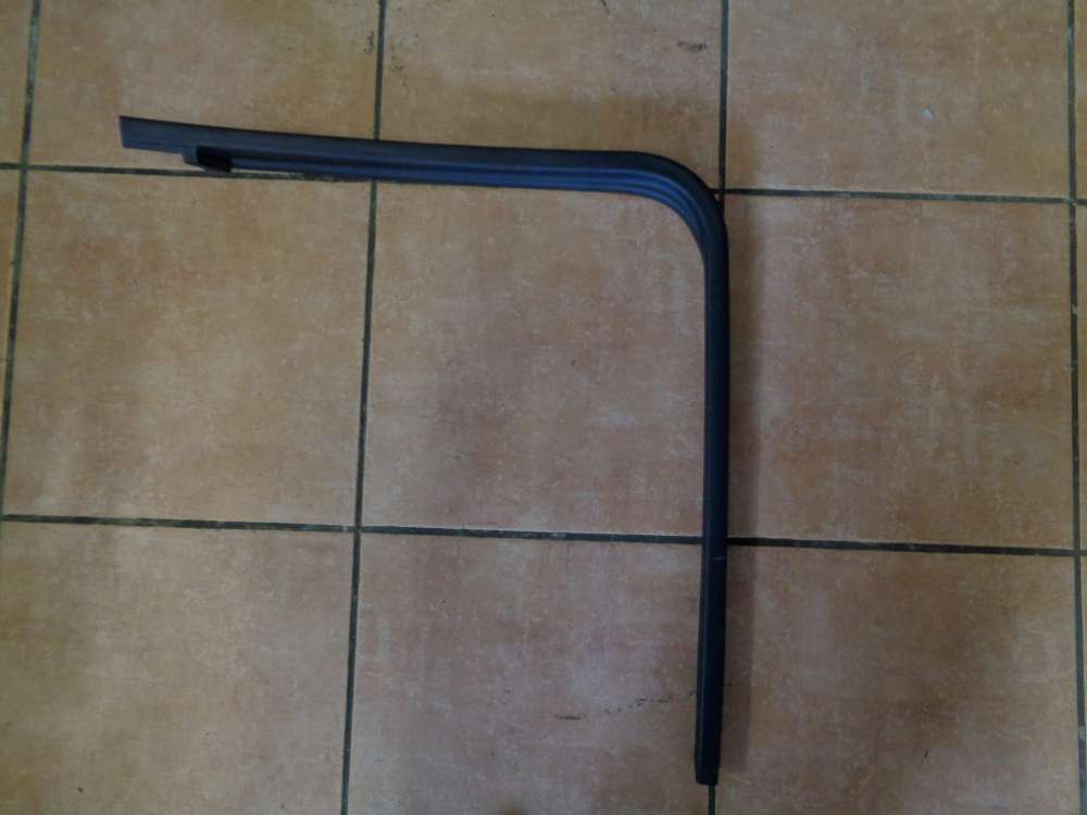 Ford Focus 2 Leiste Tür Blende hinten rechts 4M51-R201A18 BE