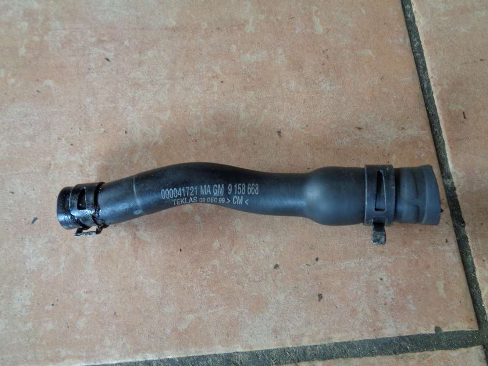 Opel Zafira A Motor Entl?ftungsschlauch Ventildeckel 9158668