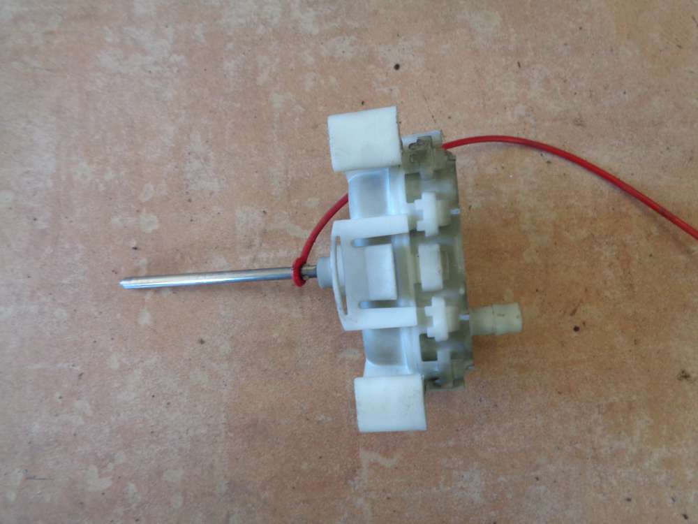 Audi A3 8L Zentralverriegelungen Stellmotor Tankklappe 8L0862153