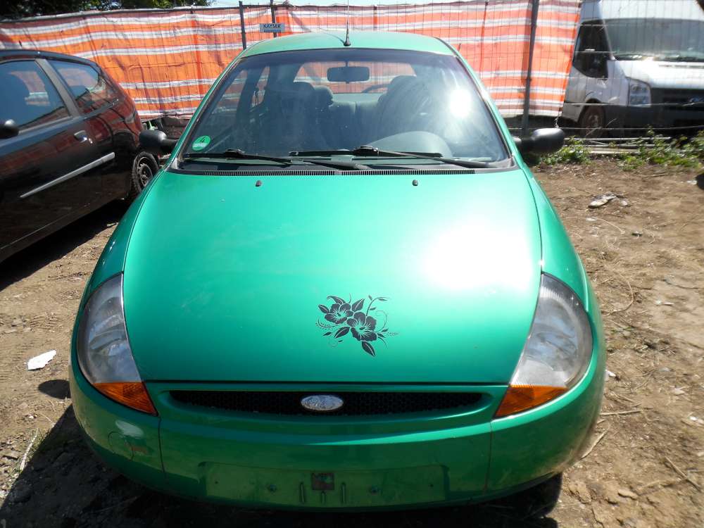 Ford Ka Bj:2000 3T?rer Autoglas Frontscheibe Windschutzscheibe