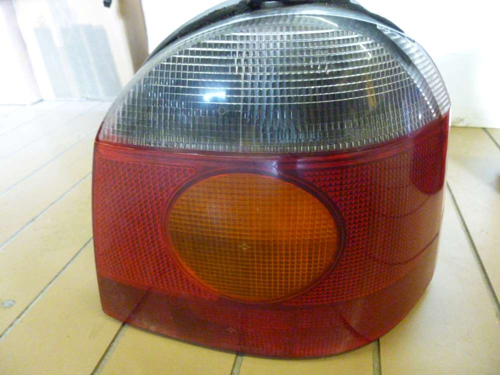 Renault Twingo C06 Rücklicht Rückleuchte Rechts 7700820014