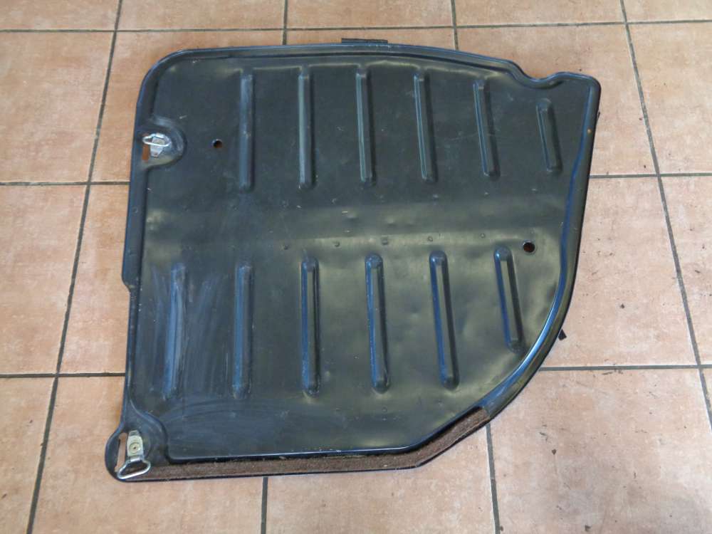 VW Passat 35i Kofferraumabdeckung Reserveradabdeckung aus Metall