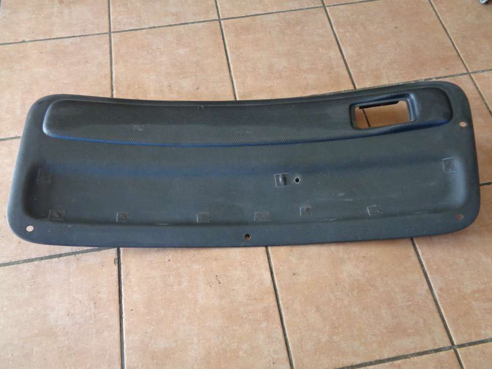 Toyota Yaris Verso Heckklappe Verkleidung Innen