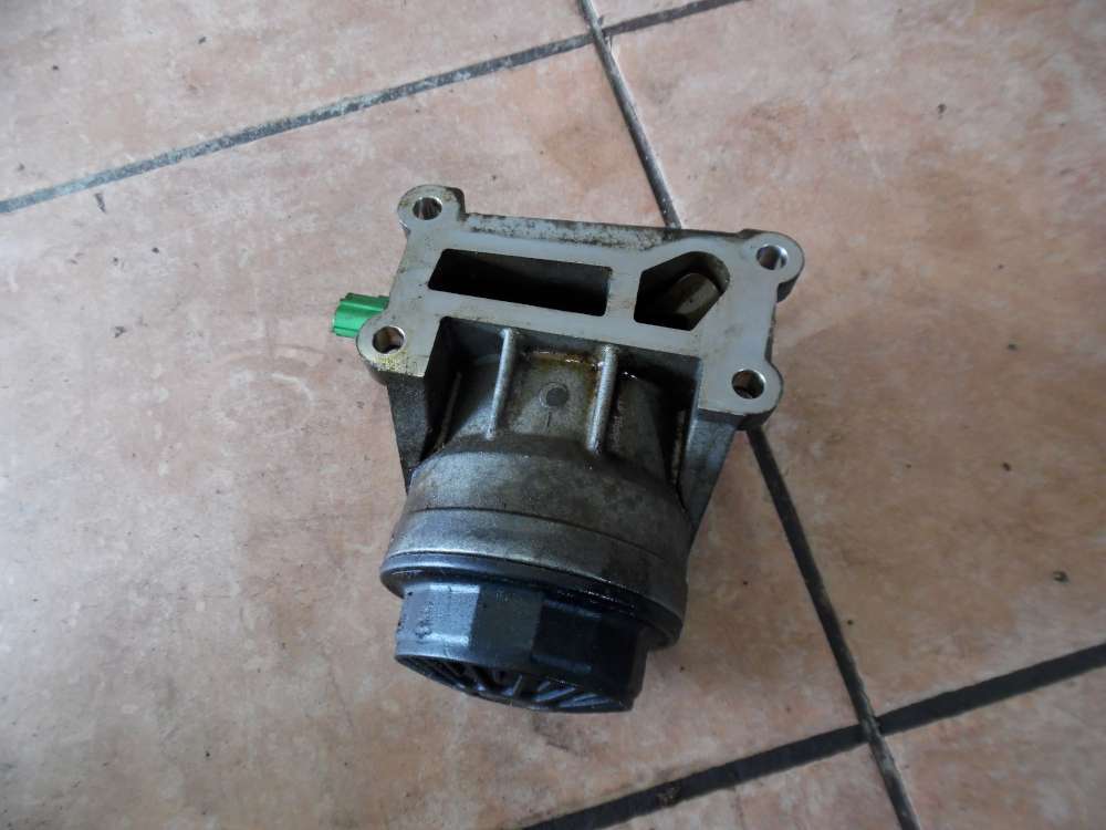 Ford Mondeo III Ölfiltergehäuse 1S7G-6884BD