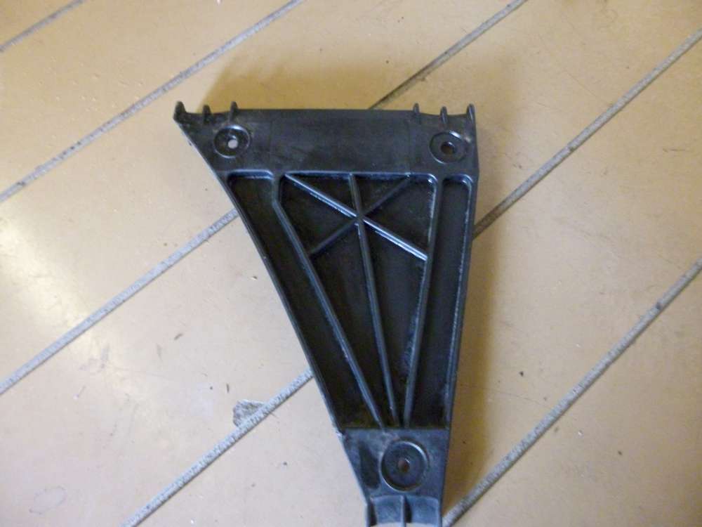 Audi A4 Avant Bj.1998 Halter Stoßstange Stoßstangenhalter Hinten Rechts 8D0807484