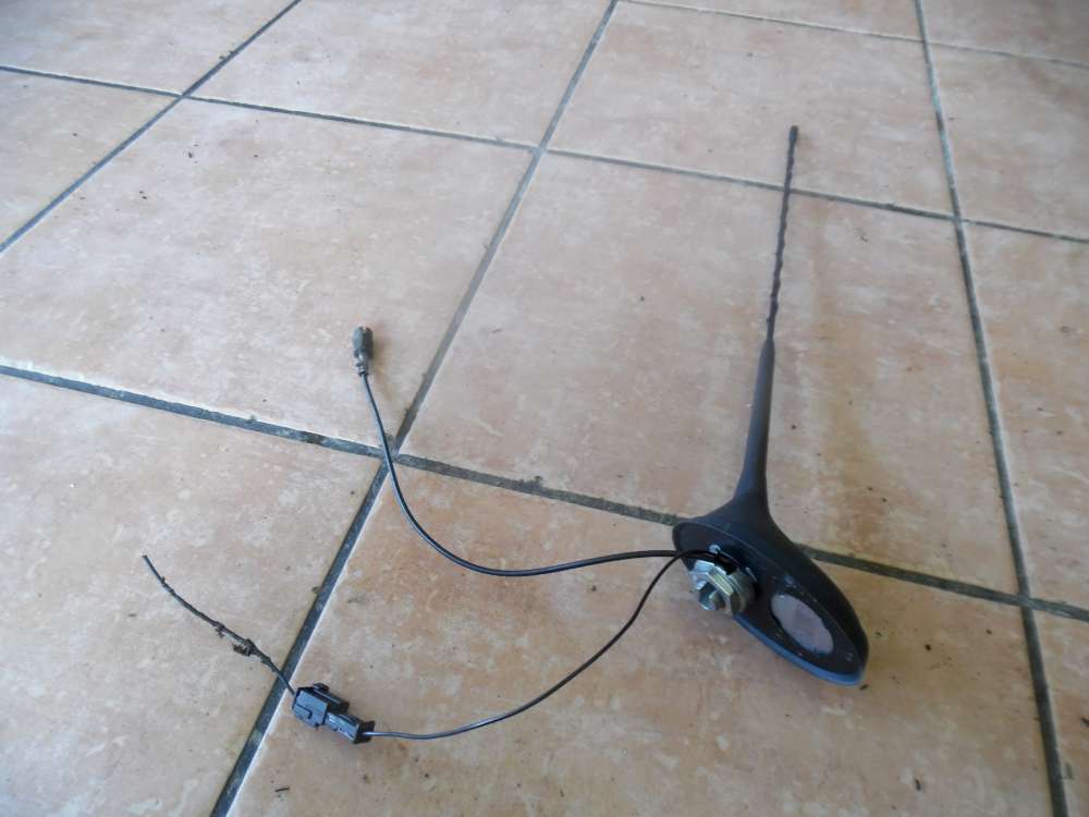 Peugeot 206 Dachantenne Antenne Antennenfuß