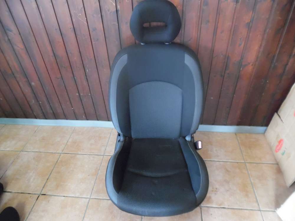 Peugeot 206 5-T?rer Sitz Vorne Rechts Stoff Schwarz / Grau