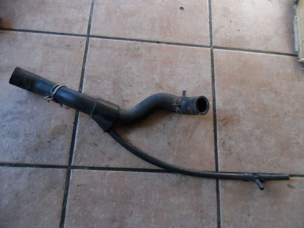 VW Golf III Kühlwasserschlauch Wasserschlauch 1H0121086F