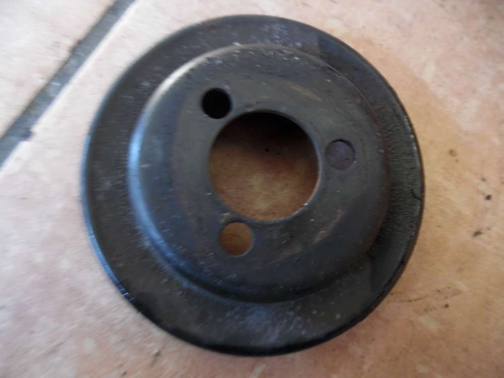 Ford Galaxy 1.9 TDI Riemenscheibe für Wasserpumpe 037121031