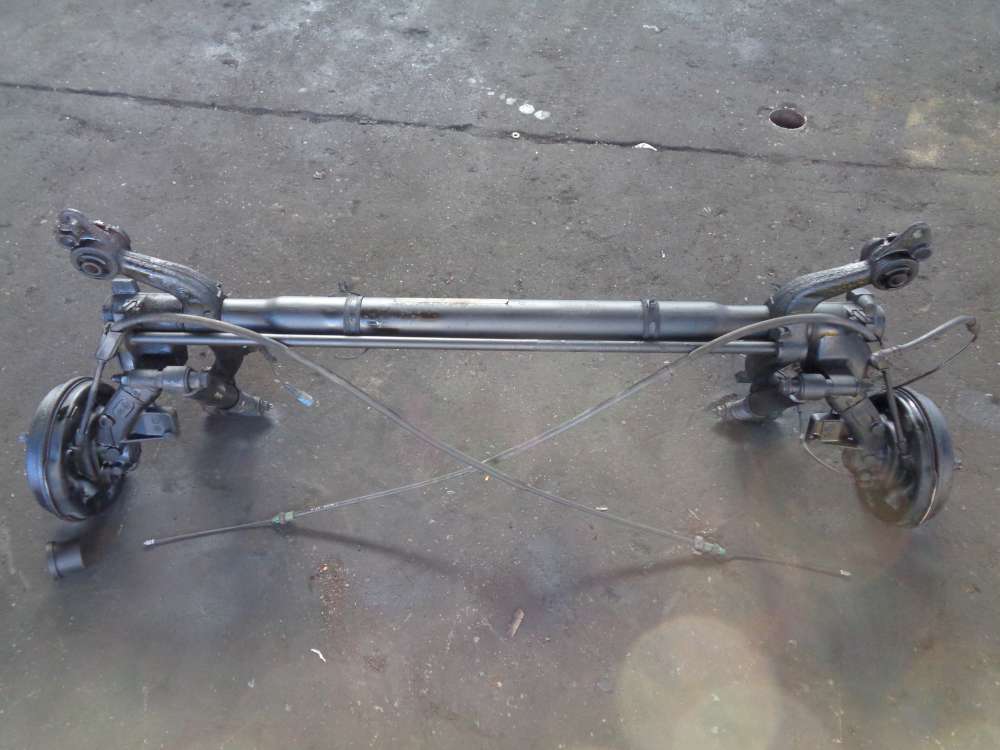 Peugeot 206 1,4L Bj:2008 Hinterachse Achsträger Achse Hinten