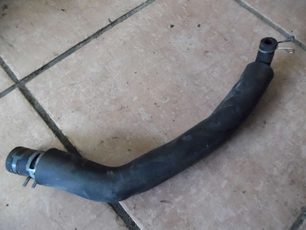 Toyota Yaris P1 1.5L Bj 2003 Wasserschlauch Schlauch