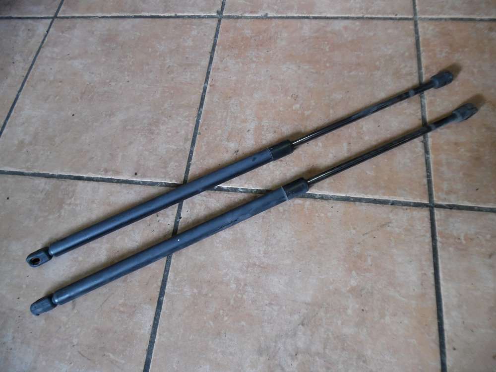 BMW 316i E36 3er Dämpfer Heckklappe 8206652