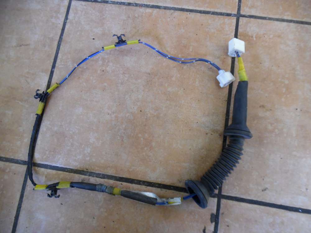 Toyota Yaris Verso Türkabelbaum Hinten Rechts 82153-52030C